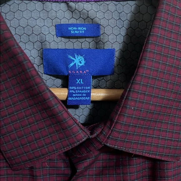 JLN Egara Men’s Non Iron Button Down Shirt. - Picture 3 of 5